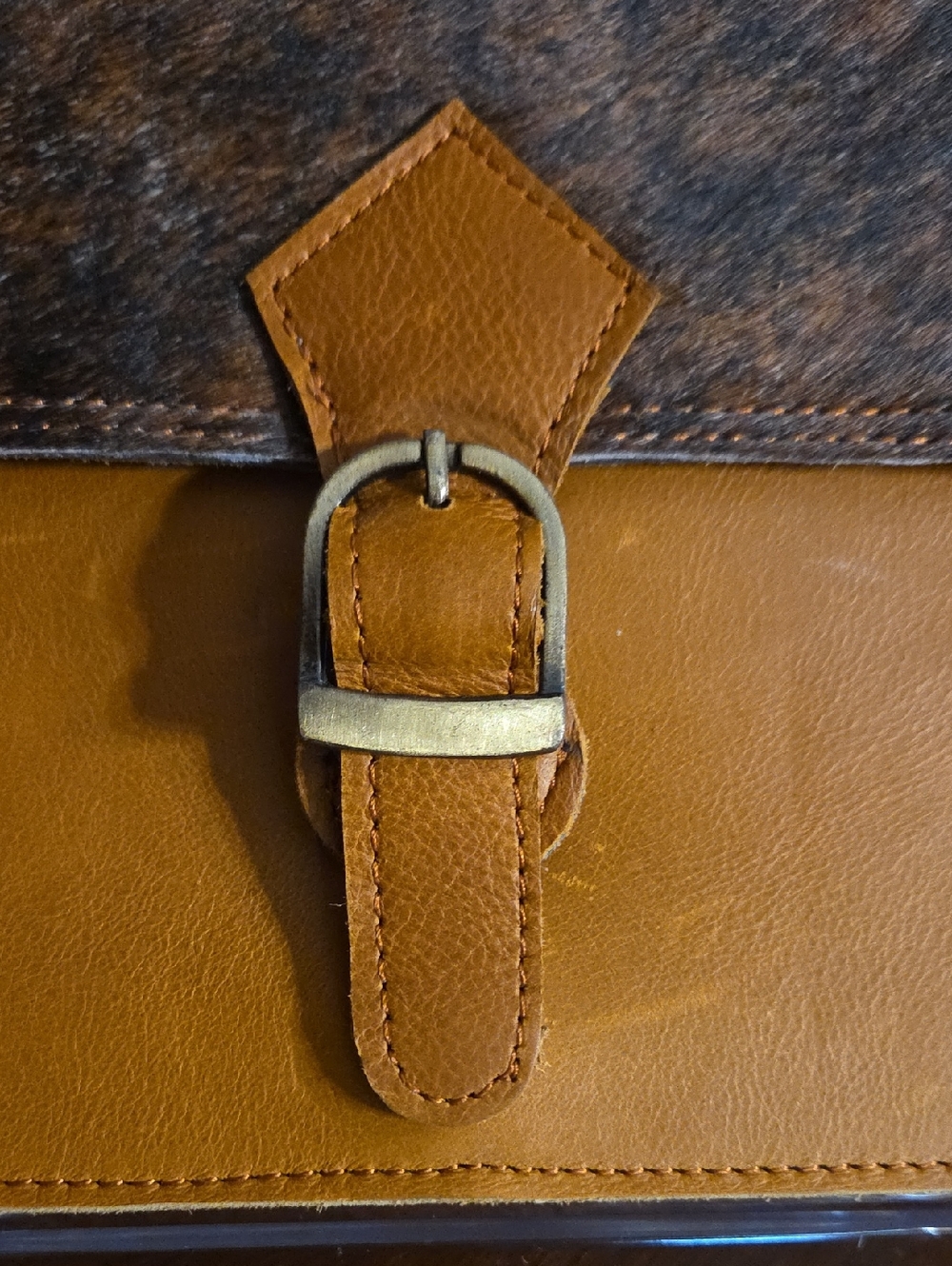 Handcrafted Genuine Leather Crossbody/ Clutch - Picture 6 of 16
